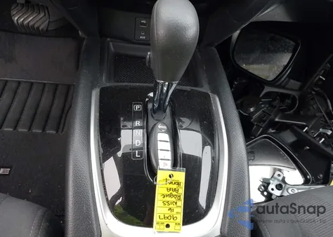 2016 Nissan Rogue Sv z USA, uszkodzony, nr VIN KNMAT2MT8GP705836